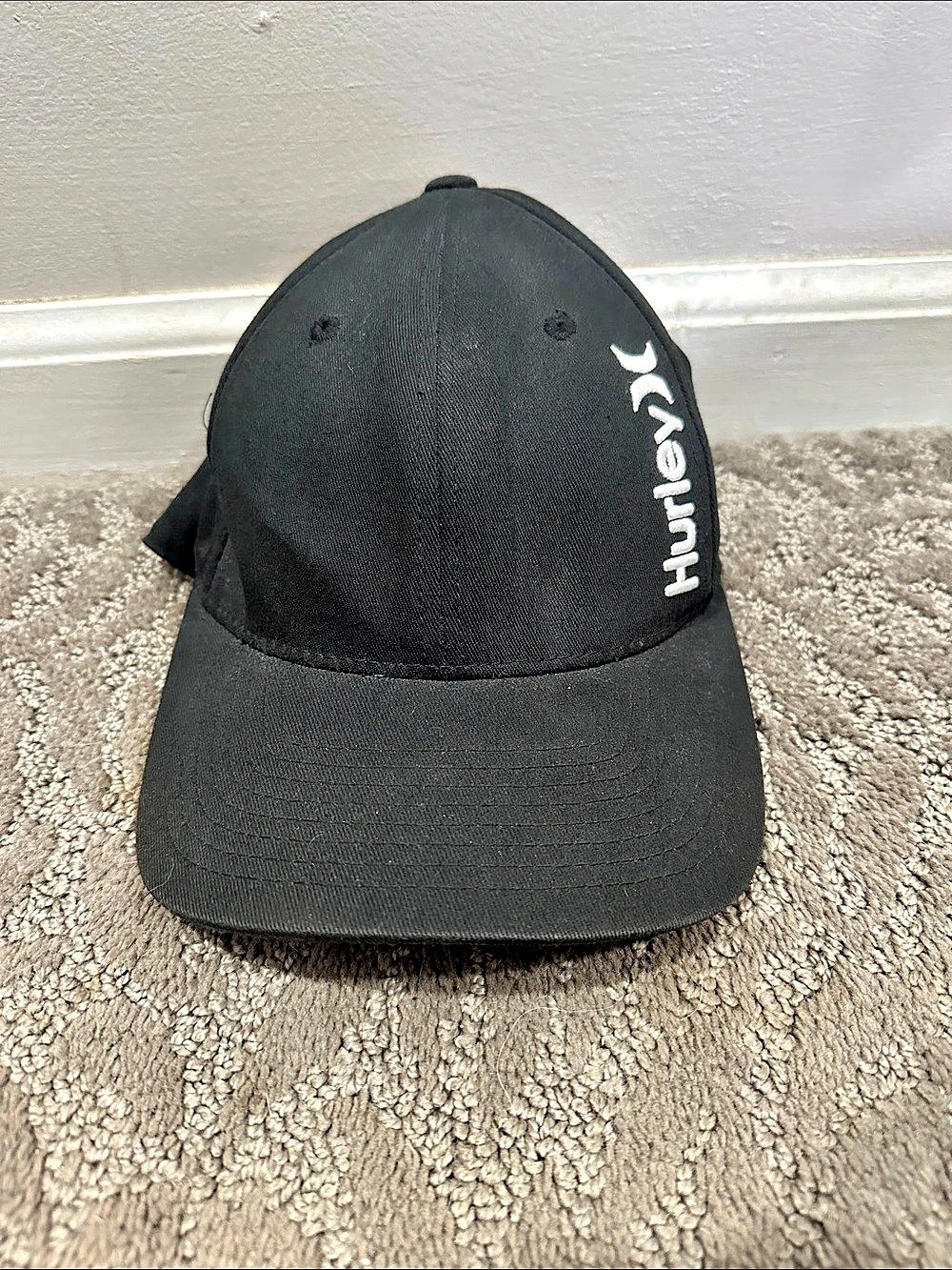 Hurley One & Only Flexfit Hat Black Cap Size S-M